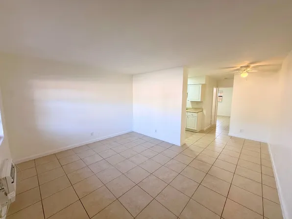 2918 Jackson St #6, Hollywood, FL 33020