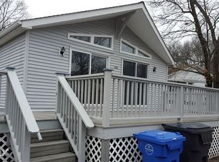 105 Colonial Rd, Plainfield, CT 06374