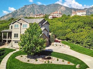 5048 Briscoglen Dr, Colorado Springs, CO 80906