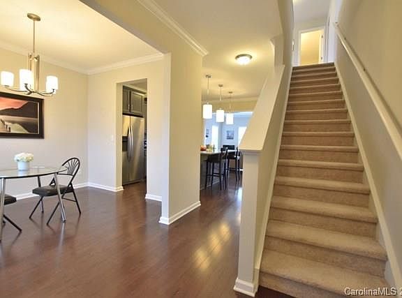 4th image of 922 Summerlake Dr