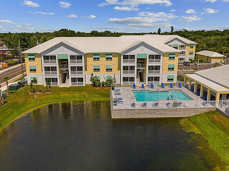 Waterline Bonita Springs — Photo 16