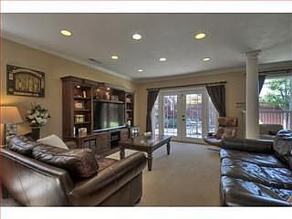 4th image of 1579 Chambers Dr