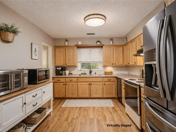 328 Country Club Rd, Wilkesboro, NC 28697