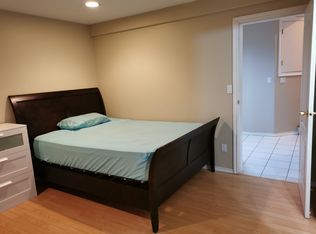 6090 Broadway #4, Burnaby, BC V5B2Y2