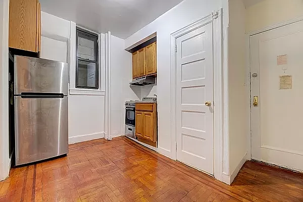 Rented by REAL New York | media 11