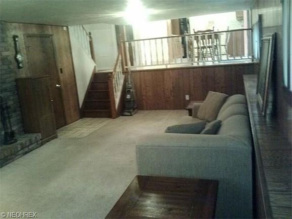 3rd image of 25029 Heather Ln