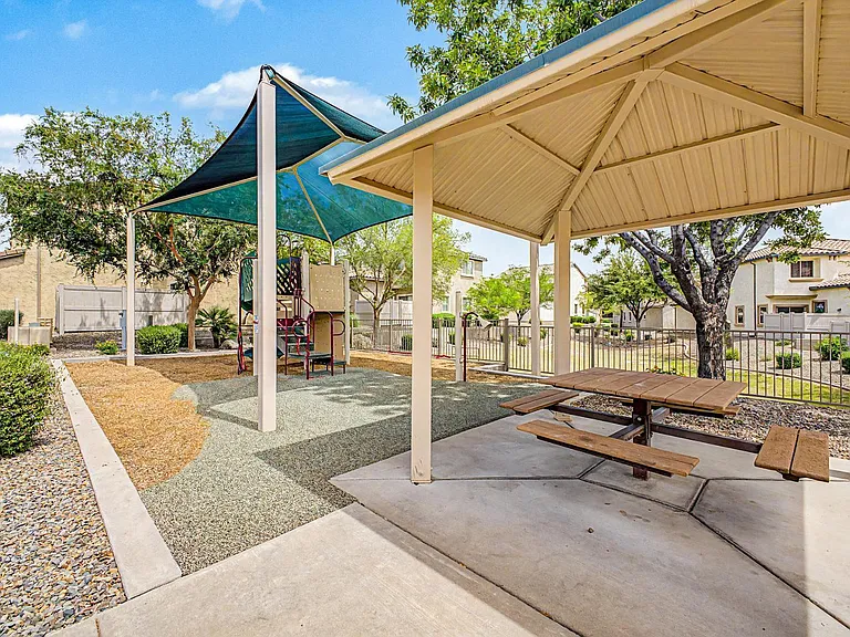 26616 N Babbling Brook Dr — Photo 52