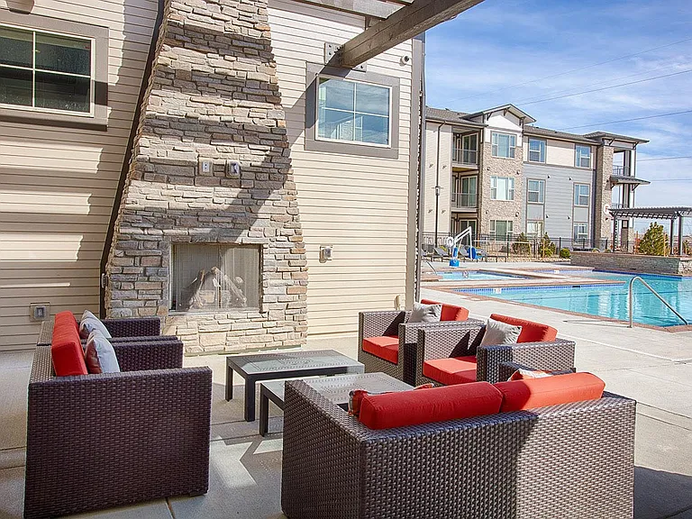 Union Pointe — Photo 25