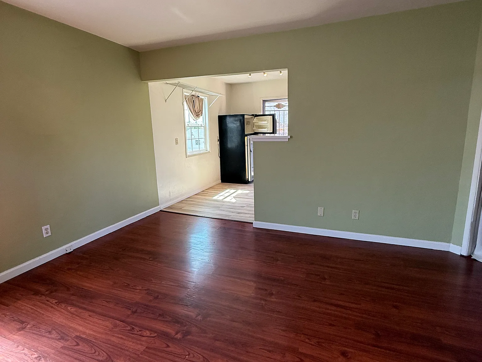 1247 Tobias Dr — Photo 4