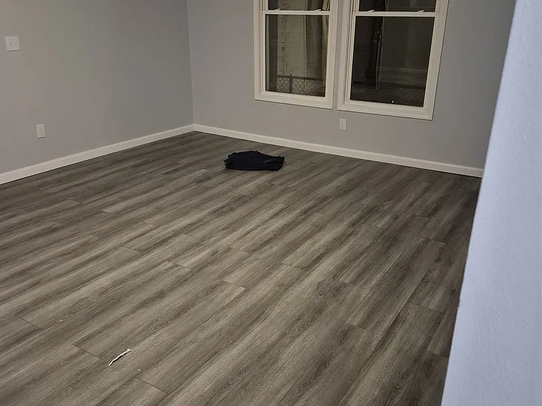 111 E Elm St #A — Photo 4