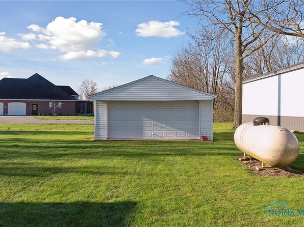 16485 County Road R, Napoleon, OH 43545