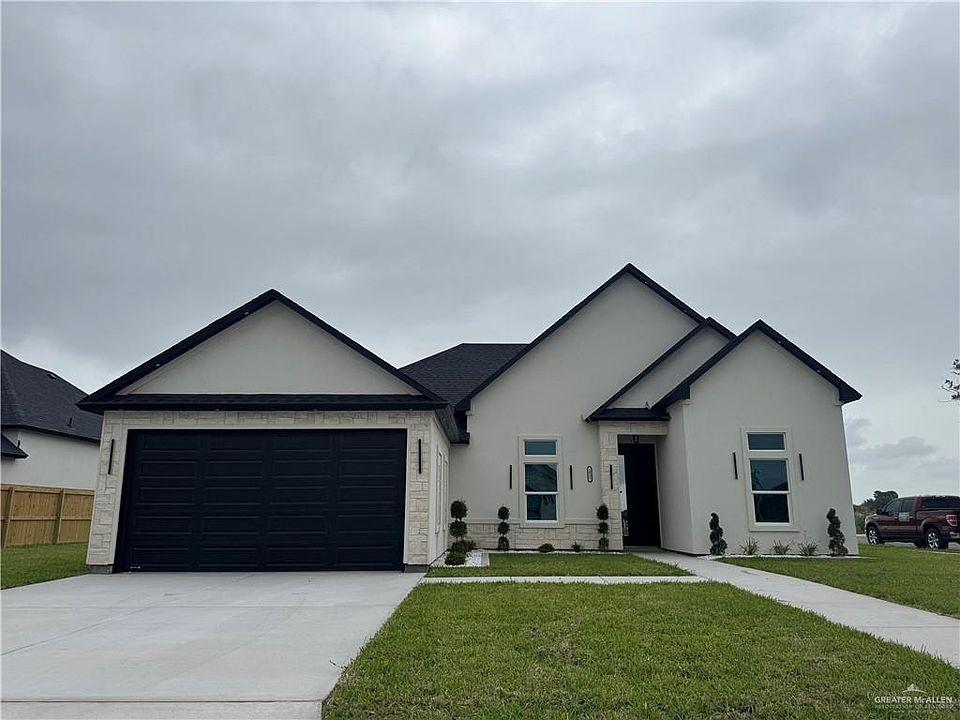 1st image of 1031 Broken Arrow Dr