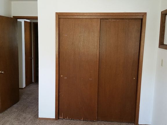 2nd image of 2301 W 4th St #2