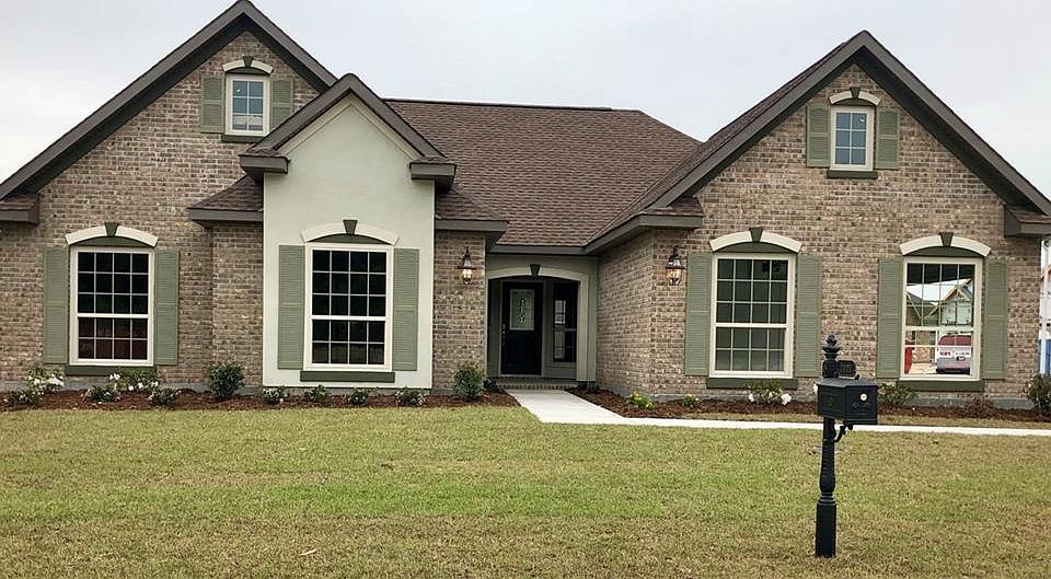 1st image of 2021 Bonnaire Dr