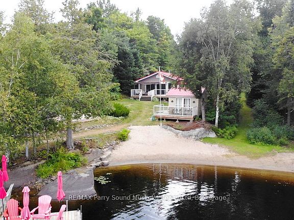 2nd image of 301 Farleys Rd