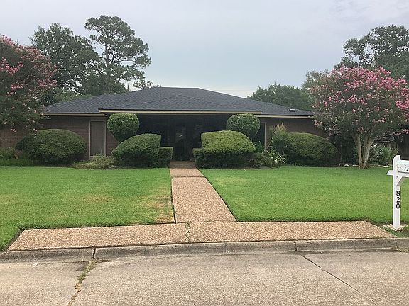 4th image of 820 Stacewood Dr