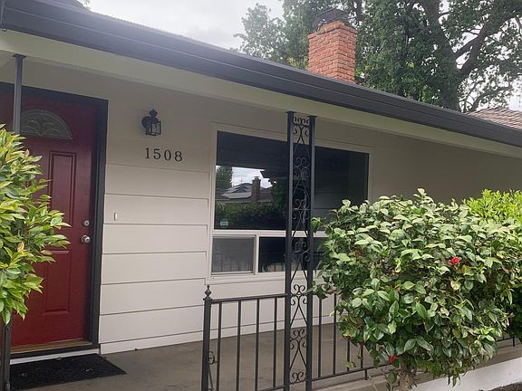 3rd image of 1508 Fernwood St