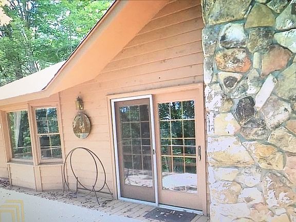 2nd image of 47 Constellation Ln