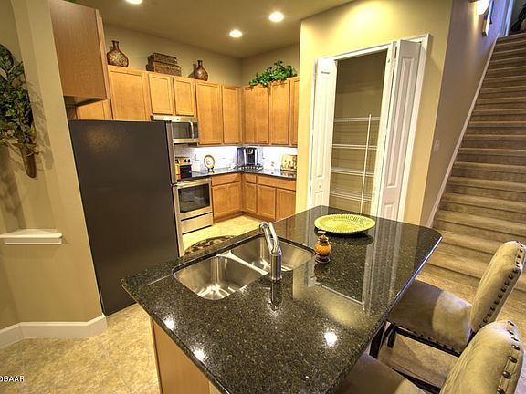 5th image of 793 Aldenhamn Ln