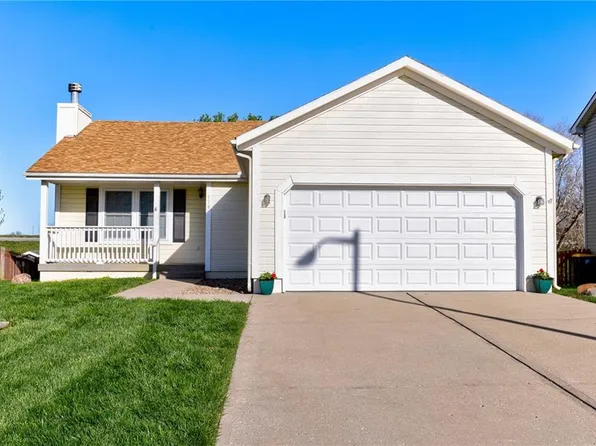 114 NW 114th Ter, Kansas City, MO 64155