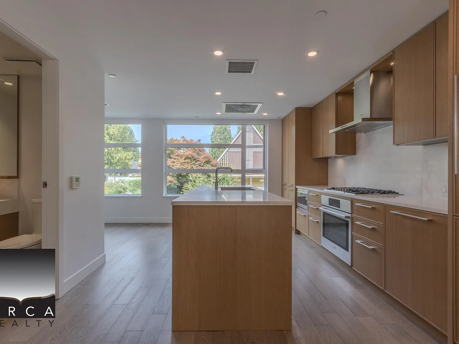 3 bed, 1518 sqft, $6,150 — Photo 4
