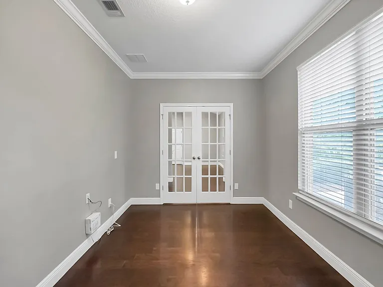 2676 New Haven Blvd — Photo 12