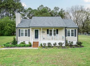 5829 Rocking Chair Dr, Youngsville, NC 27596