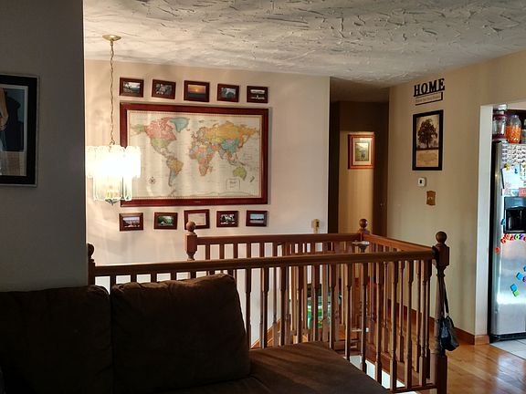 4th image of 17486 Lexington Dr