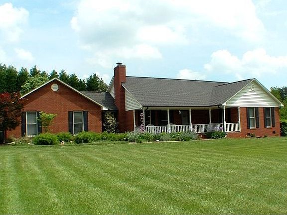 5th image of 2543 Myra Ln