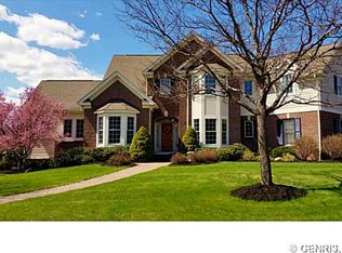 8 Silco Hl, Pittsford, NY 14534