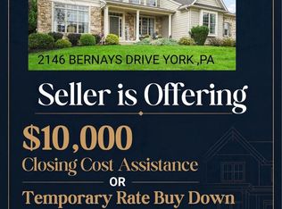 2146 Bernays Dr, York, PA 17404