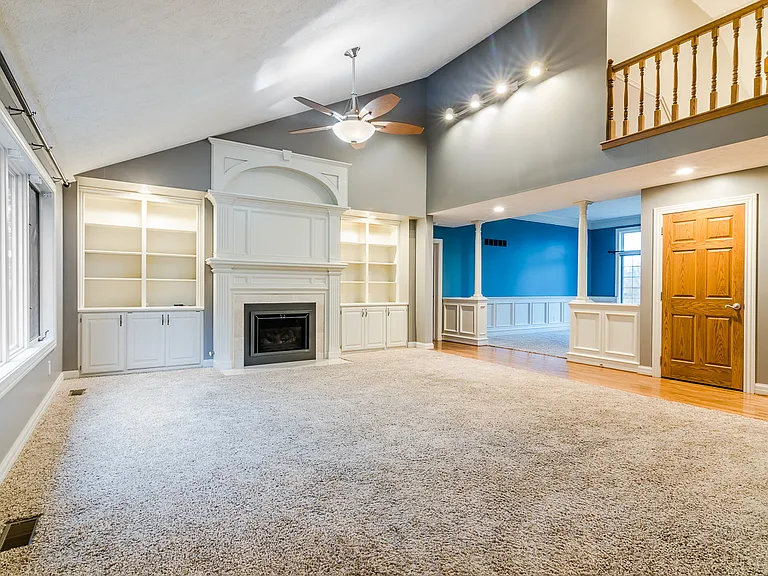 1108 Morgan Ln — Photo 4
