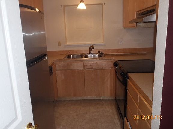 5th image of 20301 19th Ave NE APT 101