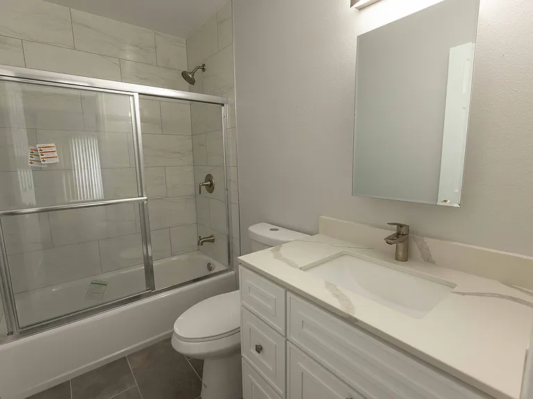 5400 Highland Ave #2 — Photo 11
