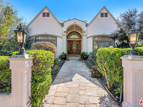 2nd image of 10810 Rochester Ave