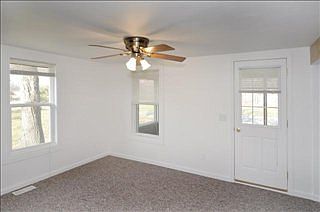 4th image of 11462 Pq Ave E