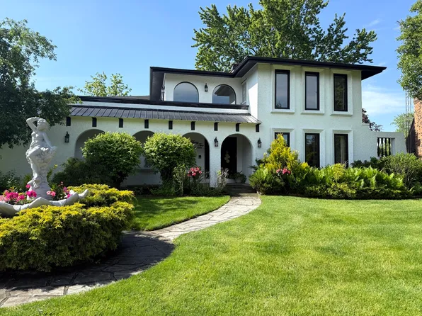 3218 Burr Oaks Rd, Joliet, IL 60431