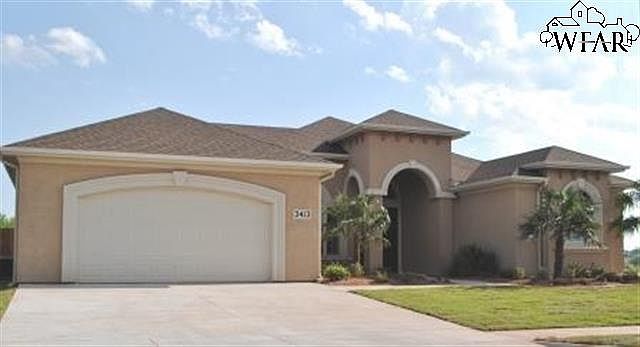 1st image of 3413 Arrowhead Dr