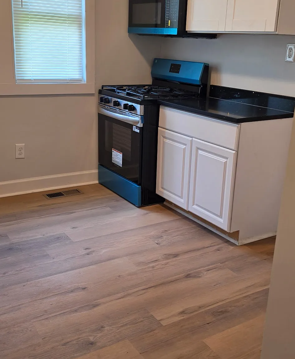 1 bed, $1,350 — Photo 4