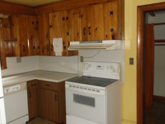 2nd image of 54 Horseshoe Dr