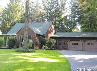 5828 Pierson Rd, Fayetteville, NY 13066