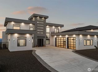 6982 W 22nd Ave, Kennewick, WA 99338