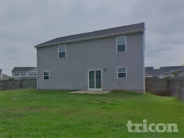 656 McCormick Ln — Photo 17