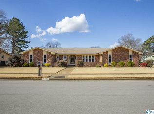 10200 Plantation Dr SE, Huntsville, AL 35803