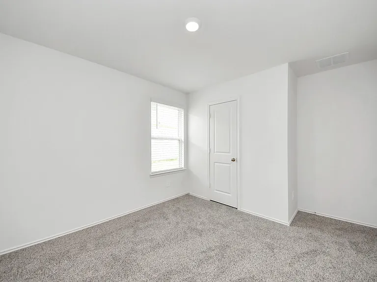 4206 Zeke Estates Ln — Photo 13