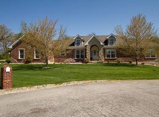 271 Lake Forest Dr, Troy, MO 63379