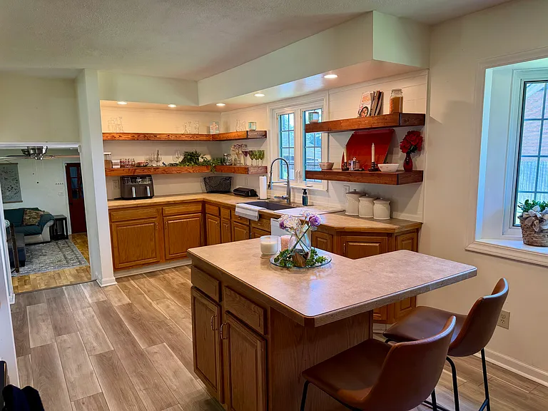 11004 Lehr Rd — Photo 18
