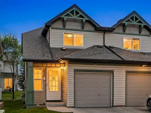 2337 N Eversyde Ave SW, Calgary, AB T2Y 4S4
