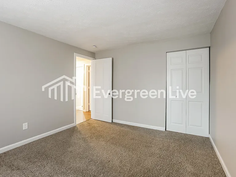 1401 Wolf Cir — Photo 14