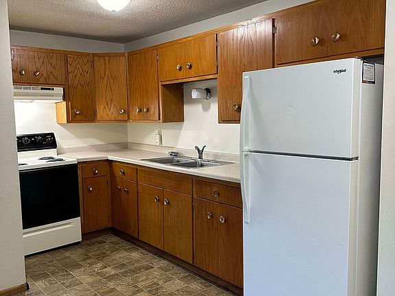 2nd image of 502-504 30th Ave N #502-02